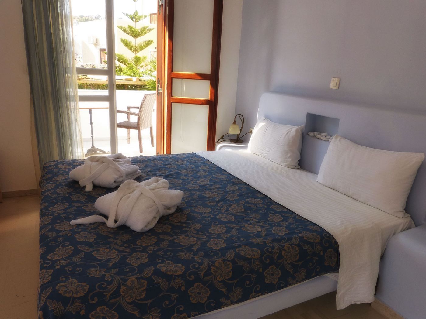 Aparthotel-Black-Sand-Room-26