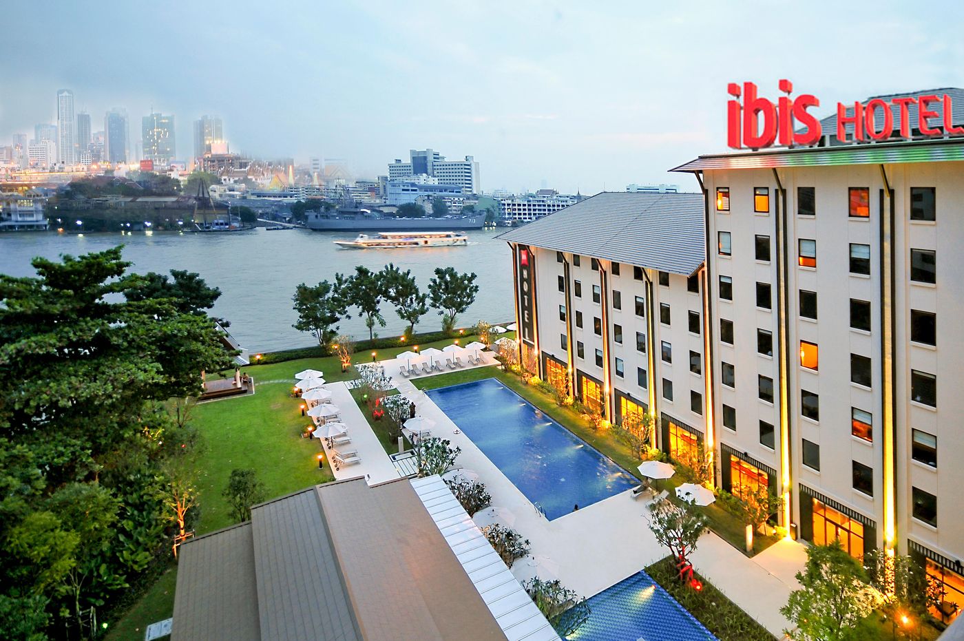 ibis-Bangkok-Riverside-General-view-41