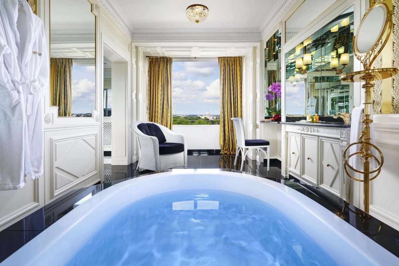 Parco-dei-Principi-Grand-Hotel---Spa-Room-12