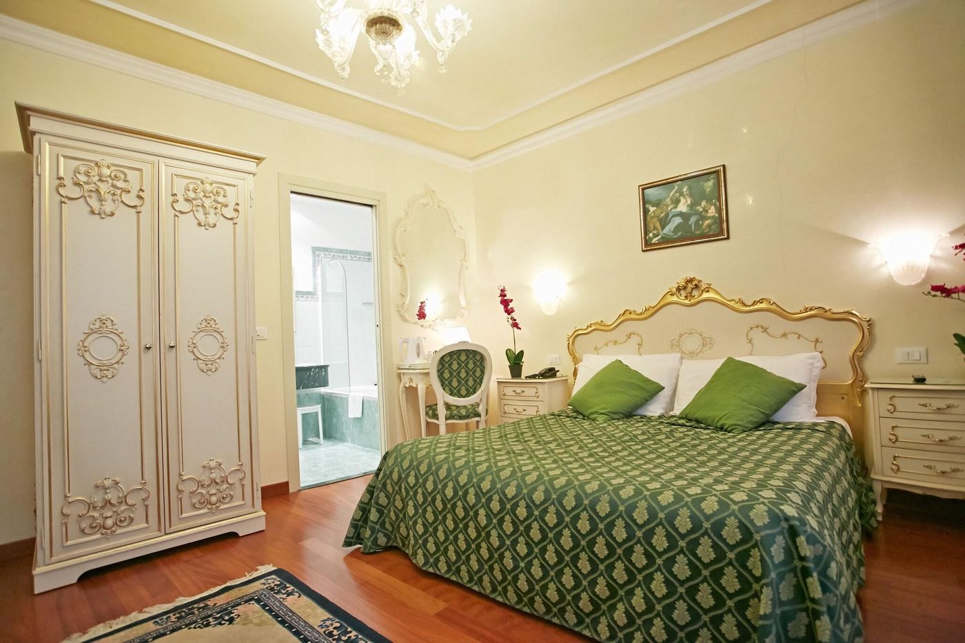 Hotel-San-Luca-Room-3