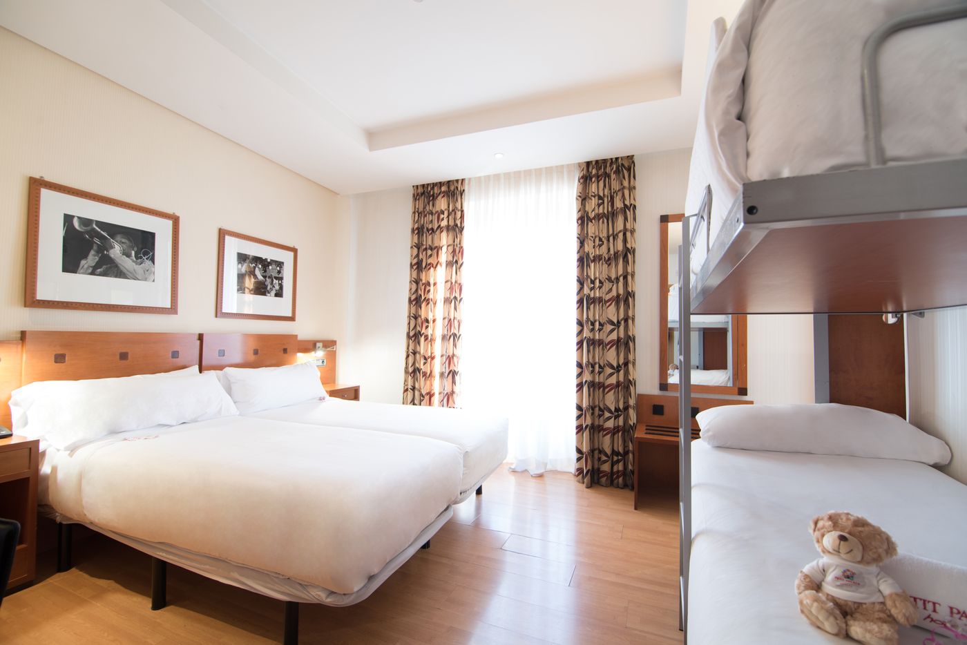 Petit-Palace-Preciados-Room-29