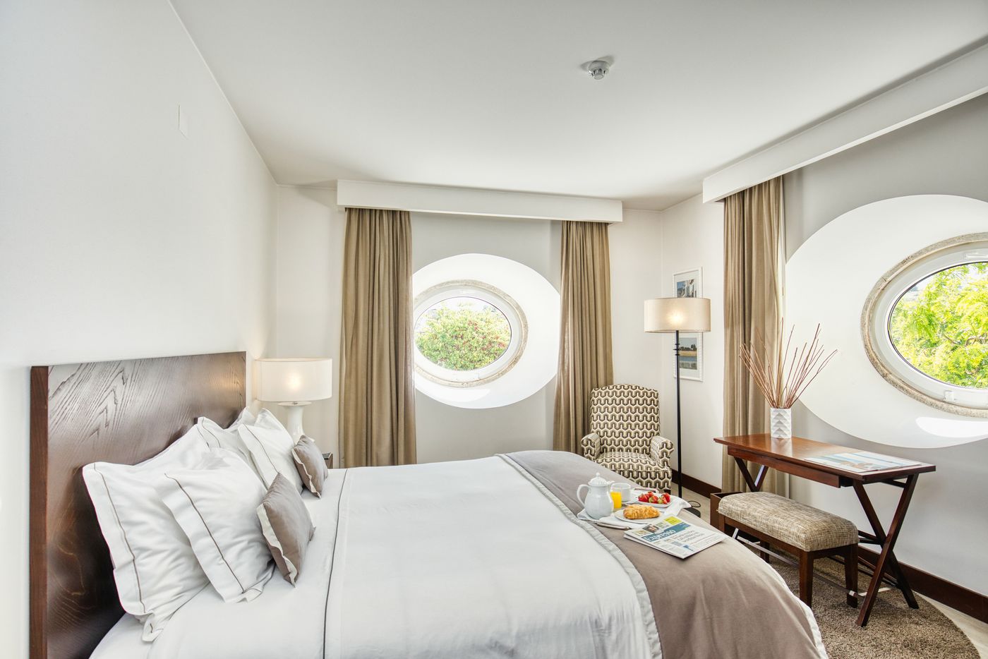 Pateo-dos-Solares-Charm-Hotel-Room-10