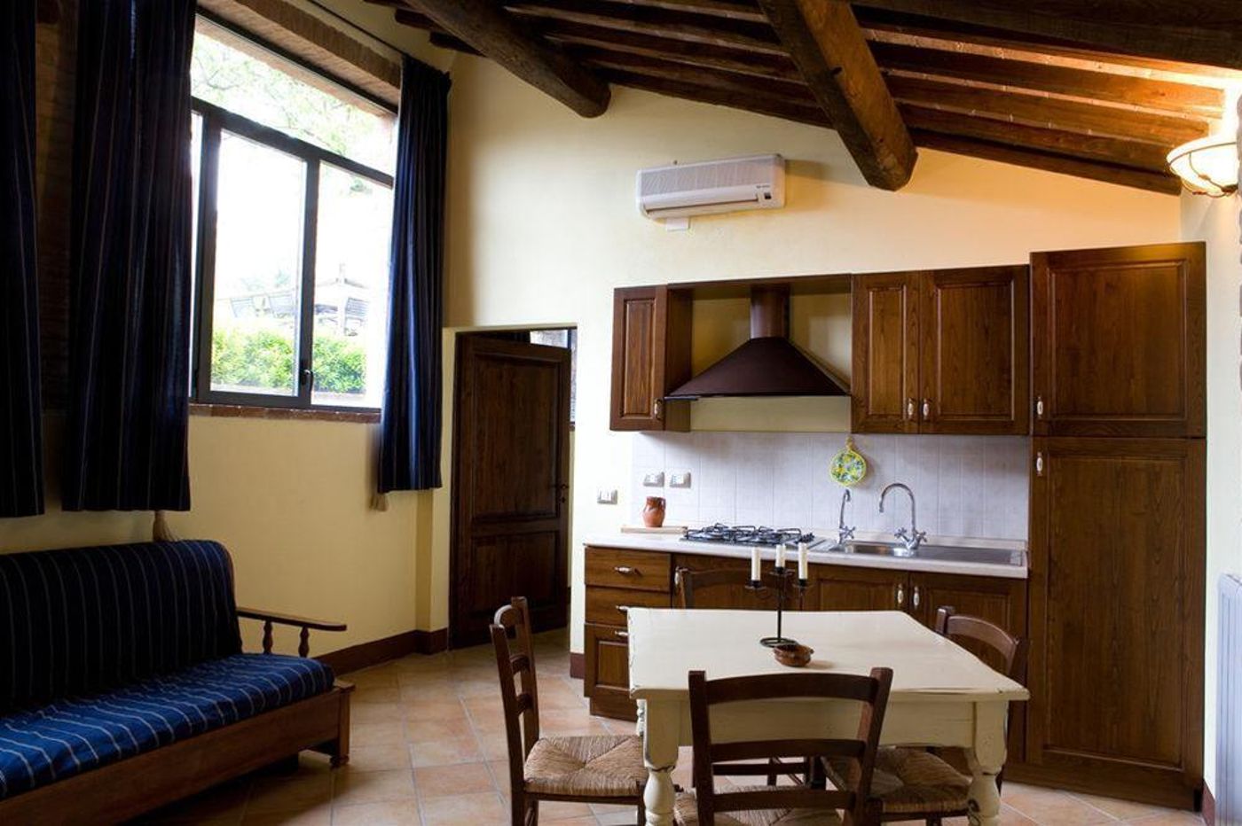 Antico-Borgo-Poggiarello-General-view-5