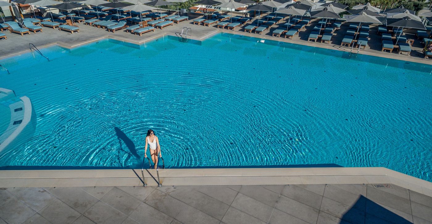 Royal---Imperial-Belvedere-Hotels-Pool-3