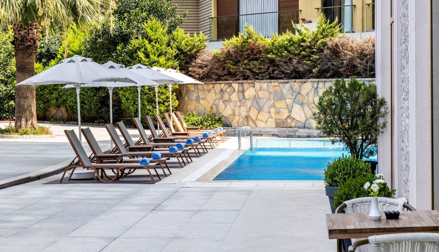 Elite-Hotel-Dragos-Pool-27