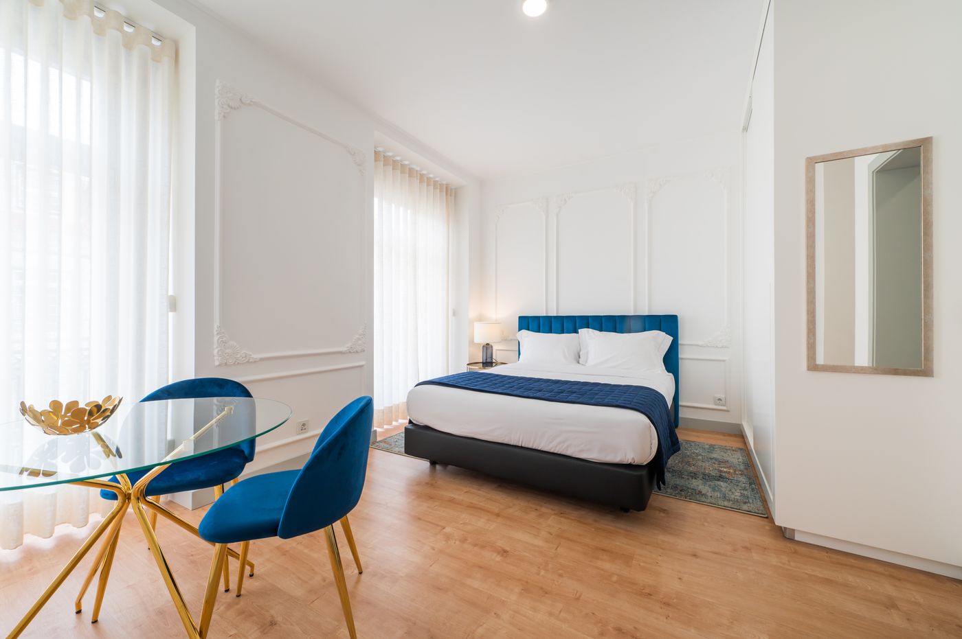 Via Augusta 129-Portugal-Lisboa-Room-7