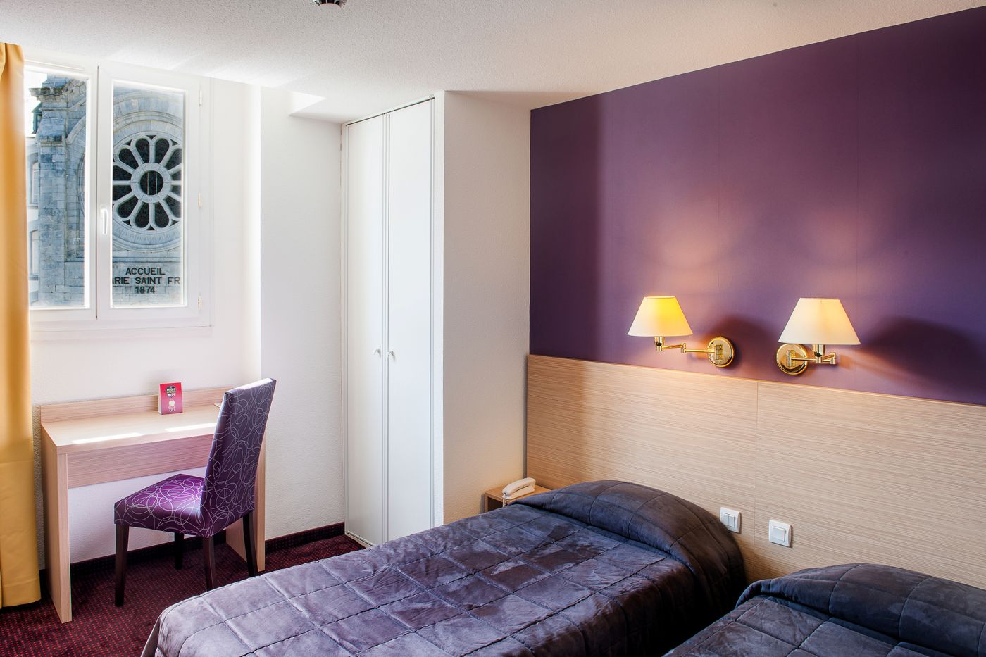 Continental-France-LOURDES-Room-3