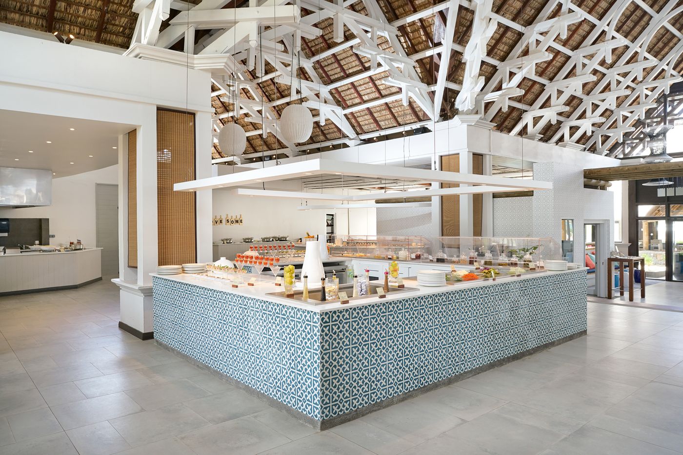 Lagoon Attitude - Adults Only