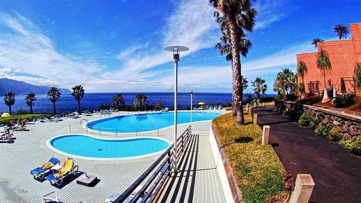 Monte-Mar-Palace-Pool-4