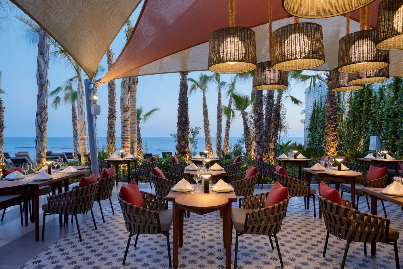 Amavi-Hotel---Adults-Only-Restaurant-18