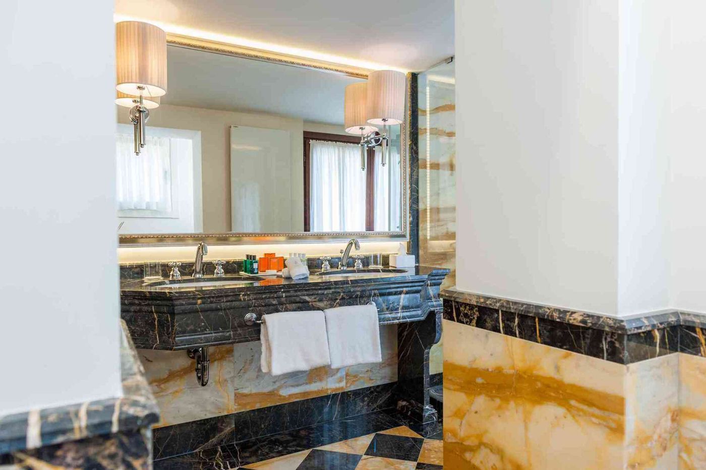 Ai-Cavalieri-Room-59