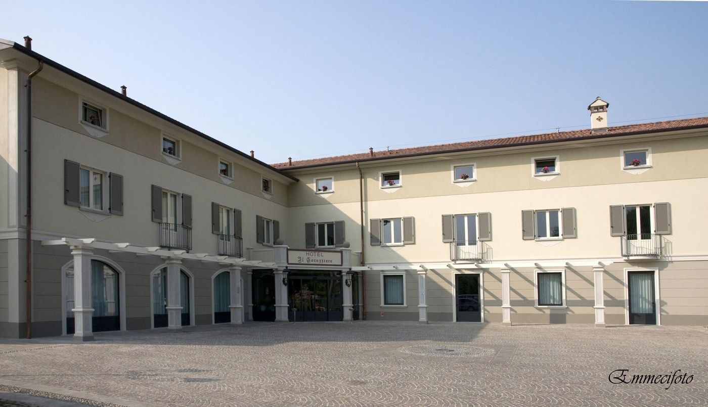 Hotel Ristorante Il Corazziere-Italy-MERONE   COMO-General view-8