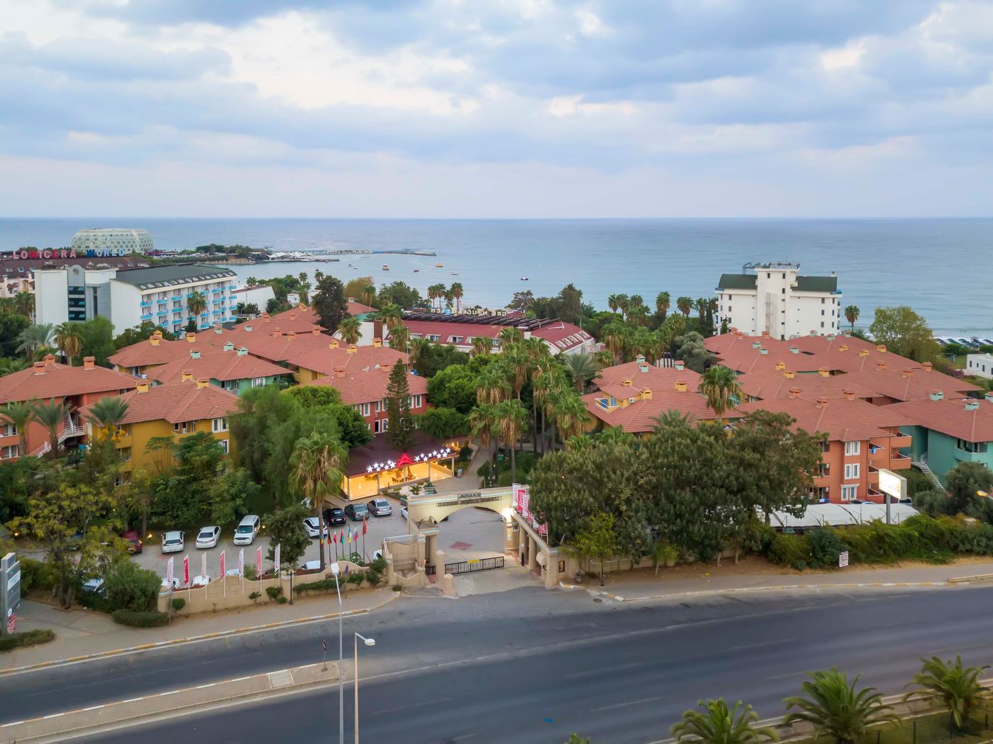 Armas Green Fugla Beach