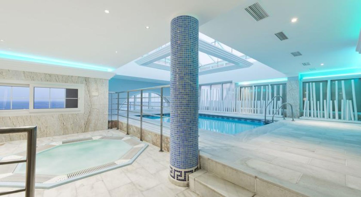 Elba Motril Beach & Business Hotel