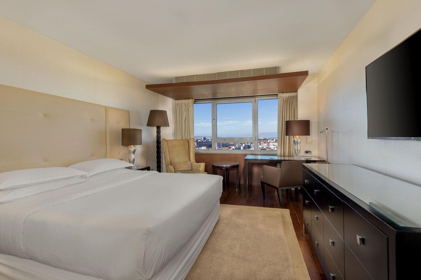 Sheraton-Lisboa-Hotel---Spa-Room-30