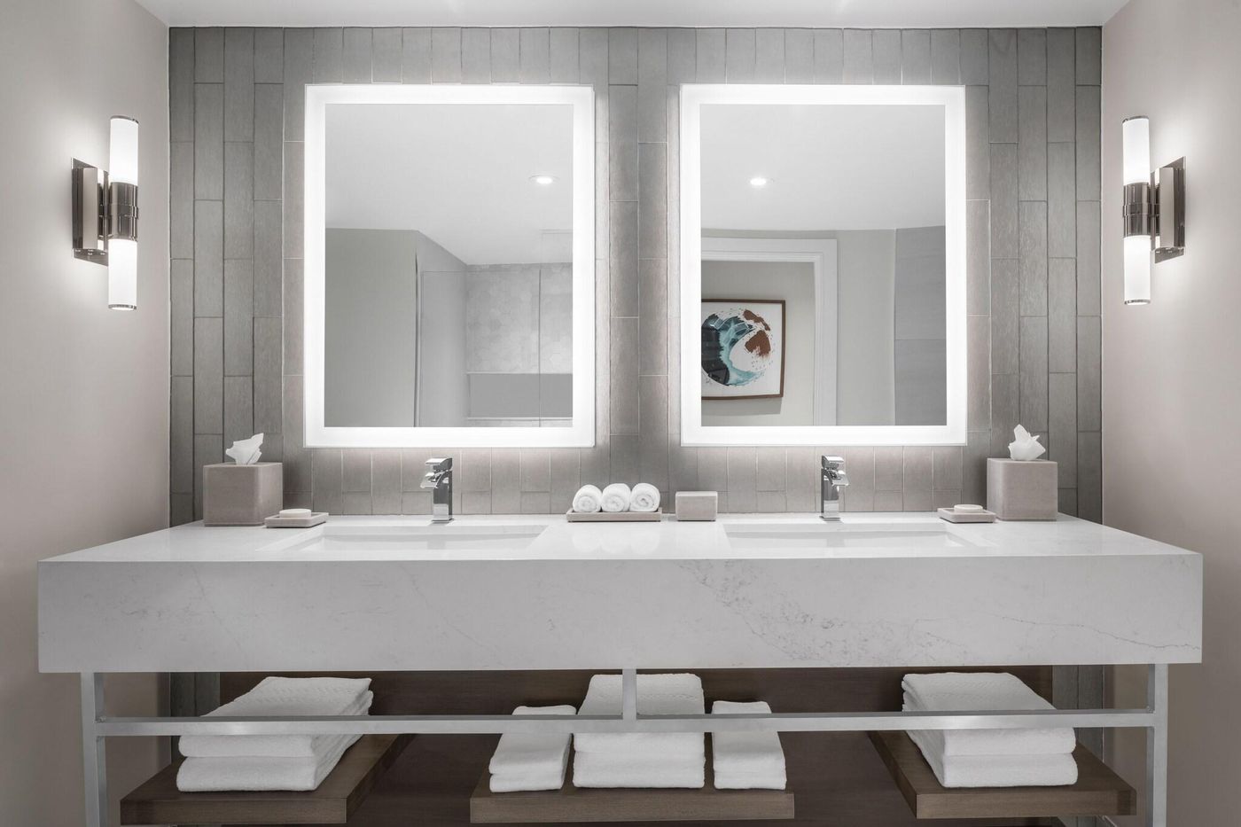 The-Royal-at-Atlantis-Room-38