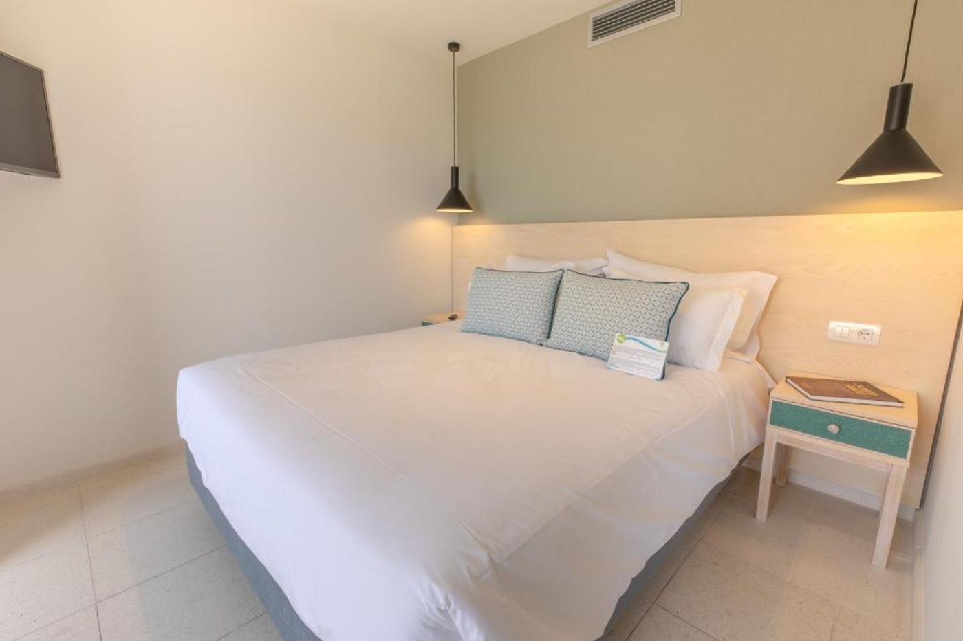 Vila-Baleira-Porto-Santo-Room-28