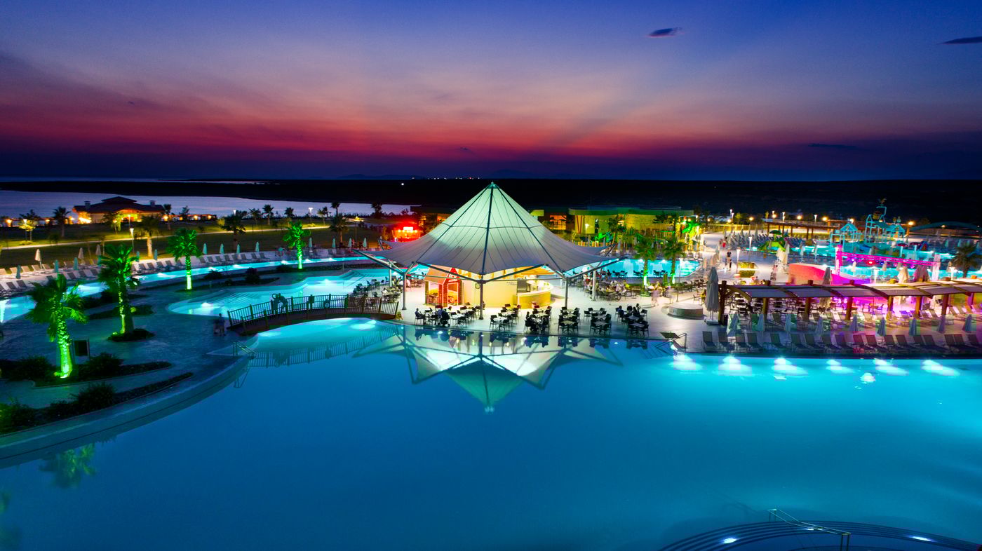 Aquasis Deluxe Resort & Spa