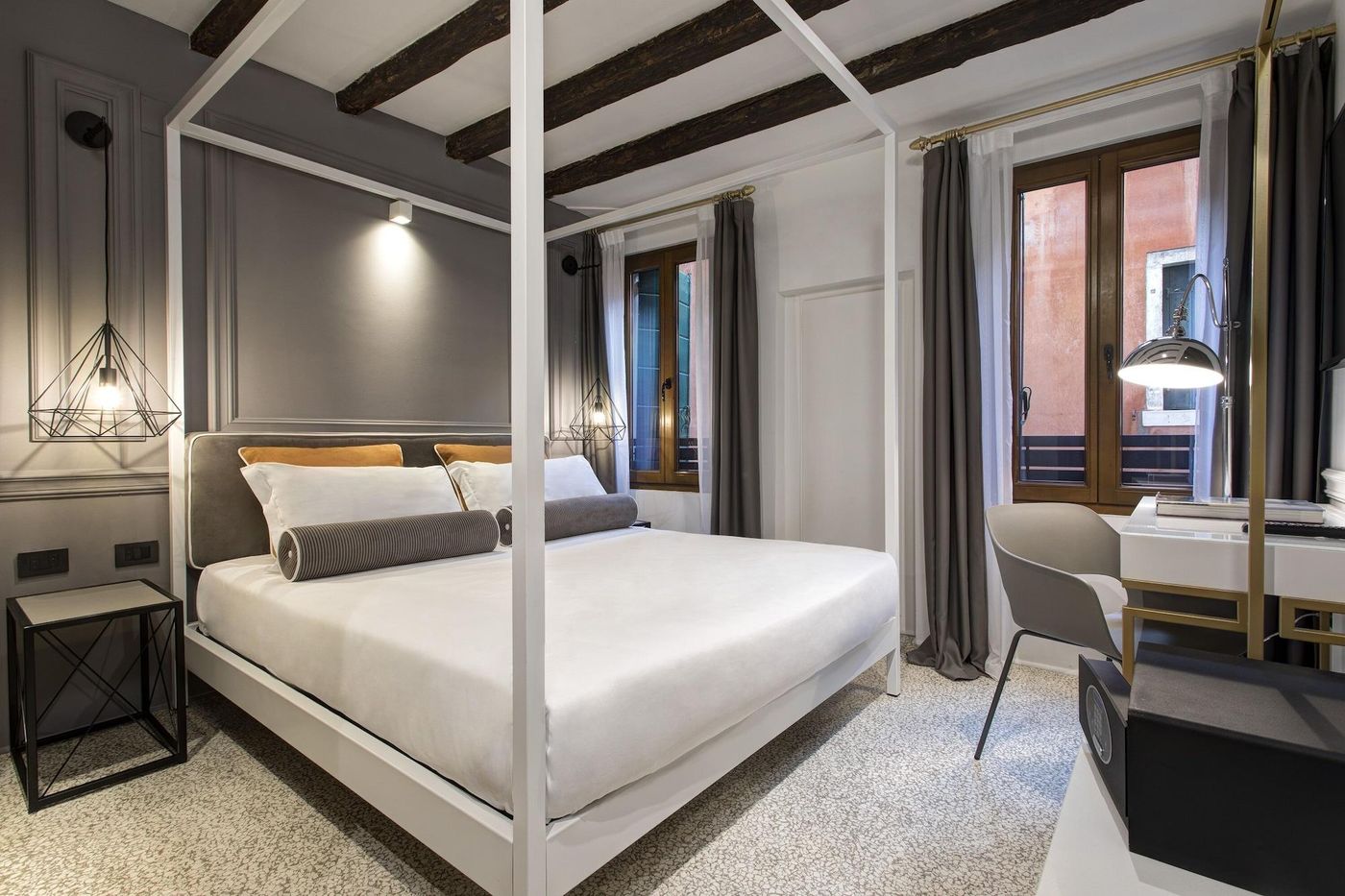 San-Marco-Suite-755-Room-17