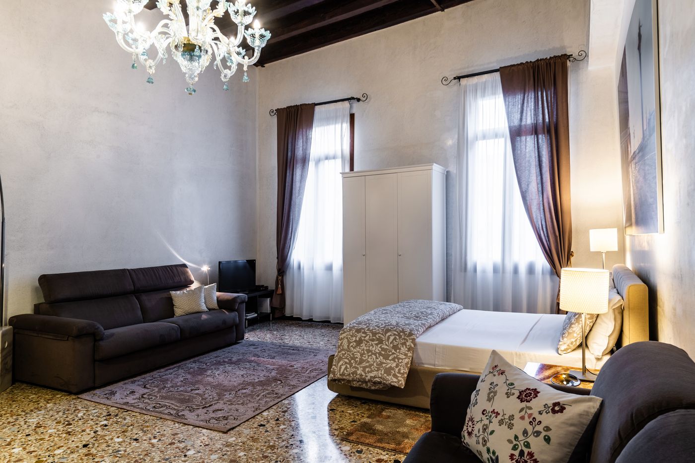 Ca--Sant-Angelo-Apartments-Room-15
