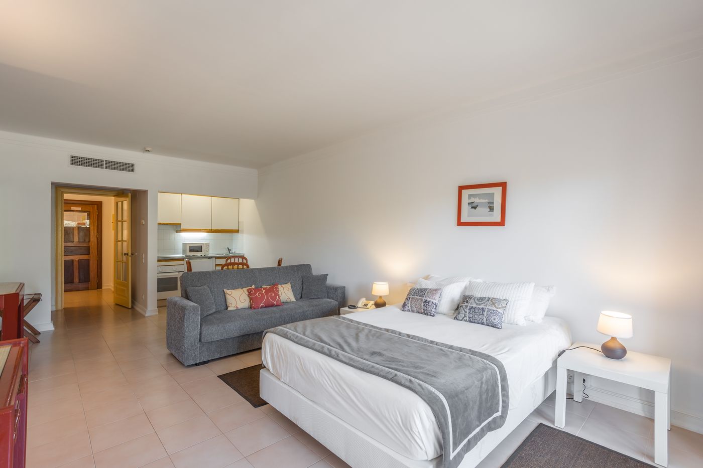 Clube-Do-Lago-Room-19