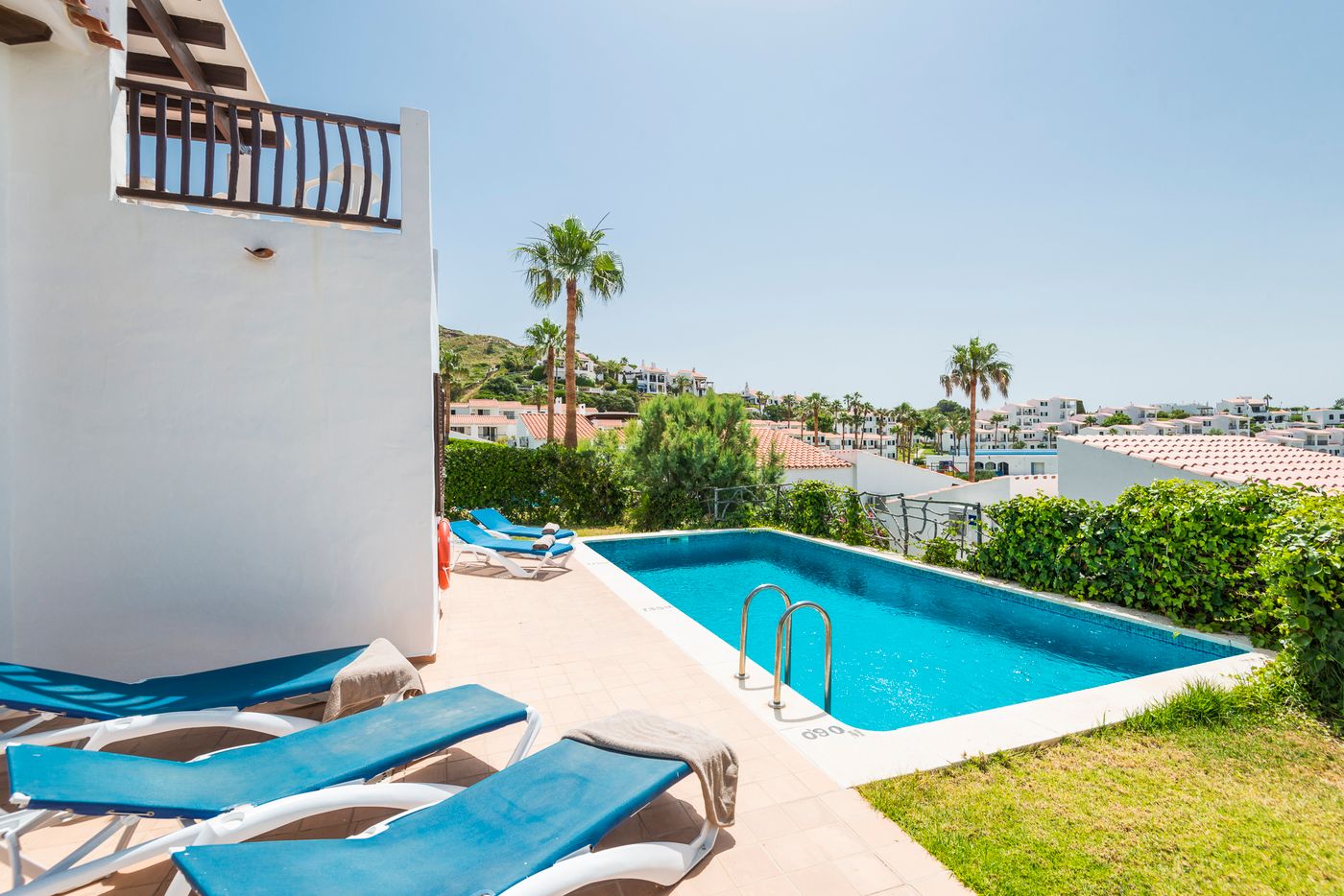 Villas-Playas-de-Fornells-Pool-5