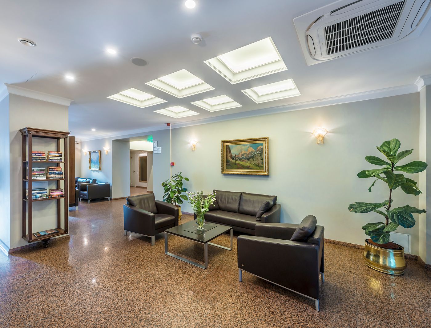 Ratonda Centrum Hotels-Lithuania-VILNIUS-Lobby-2