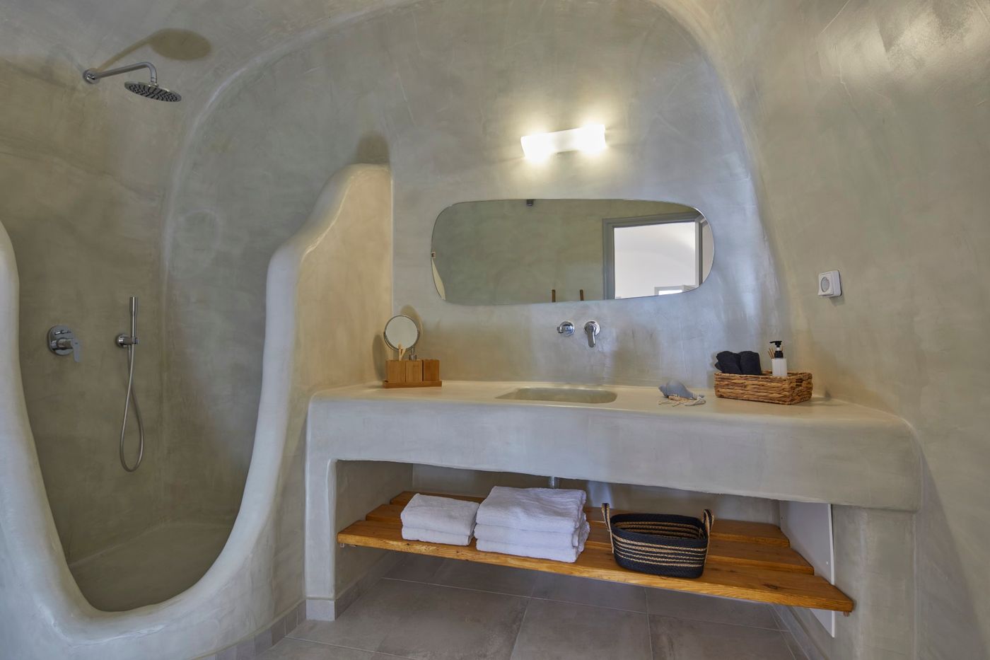 El-Verano-Collection-Santorini-Room-55