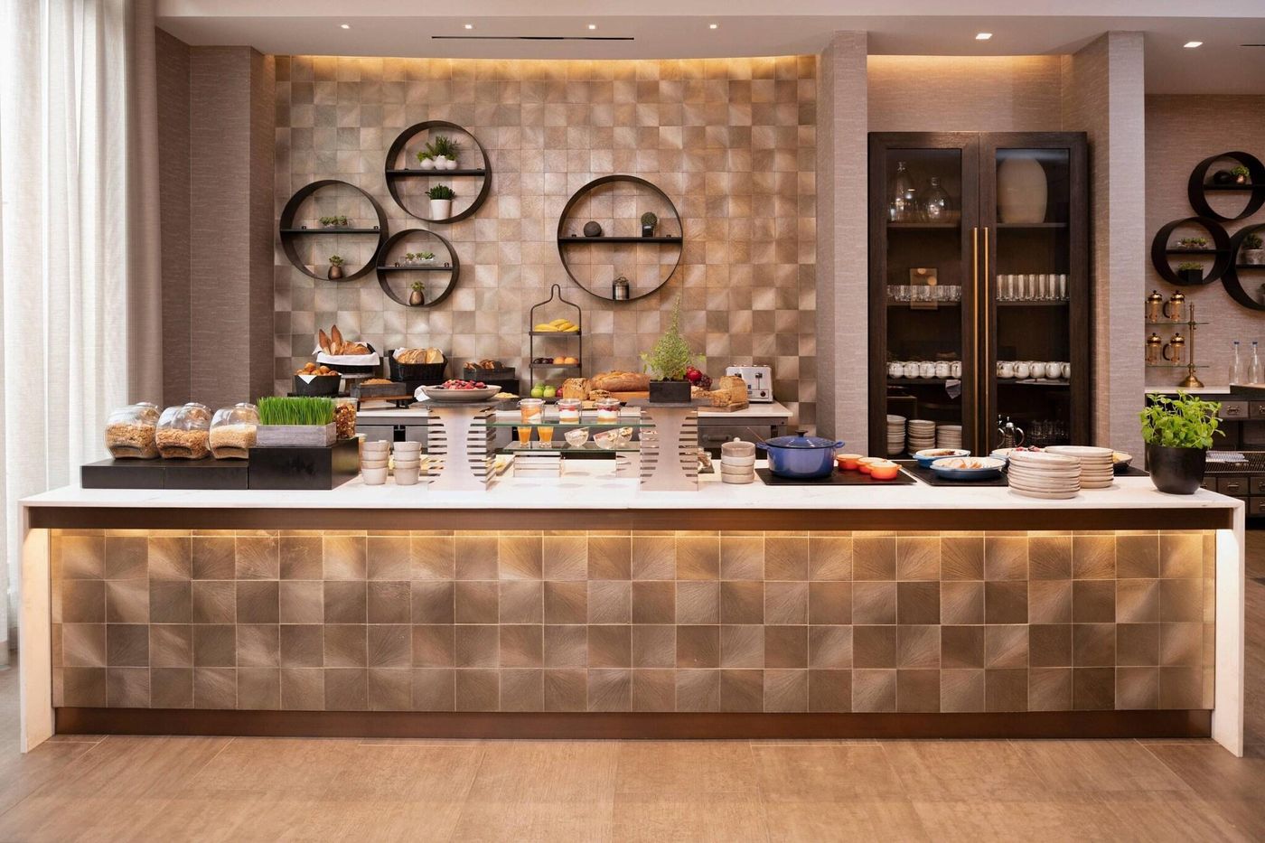 The-Row-Hotel-At-Assembly-Row--Autograph-Collectio-Restaurant-24