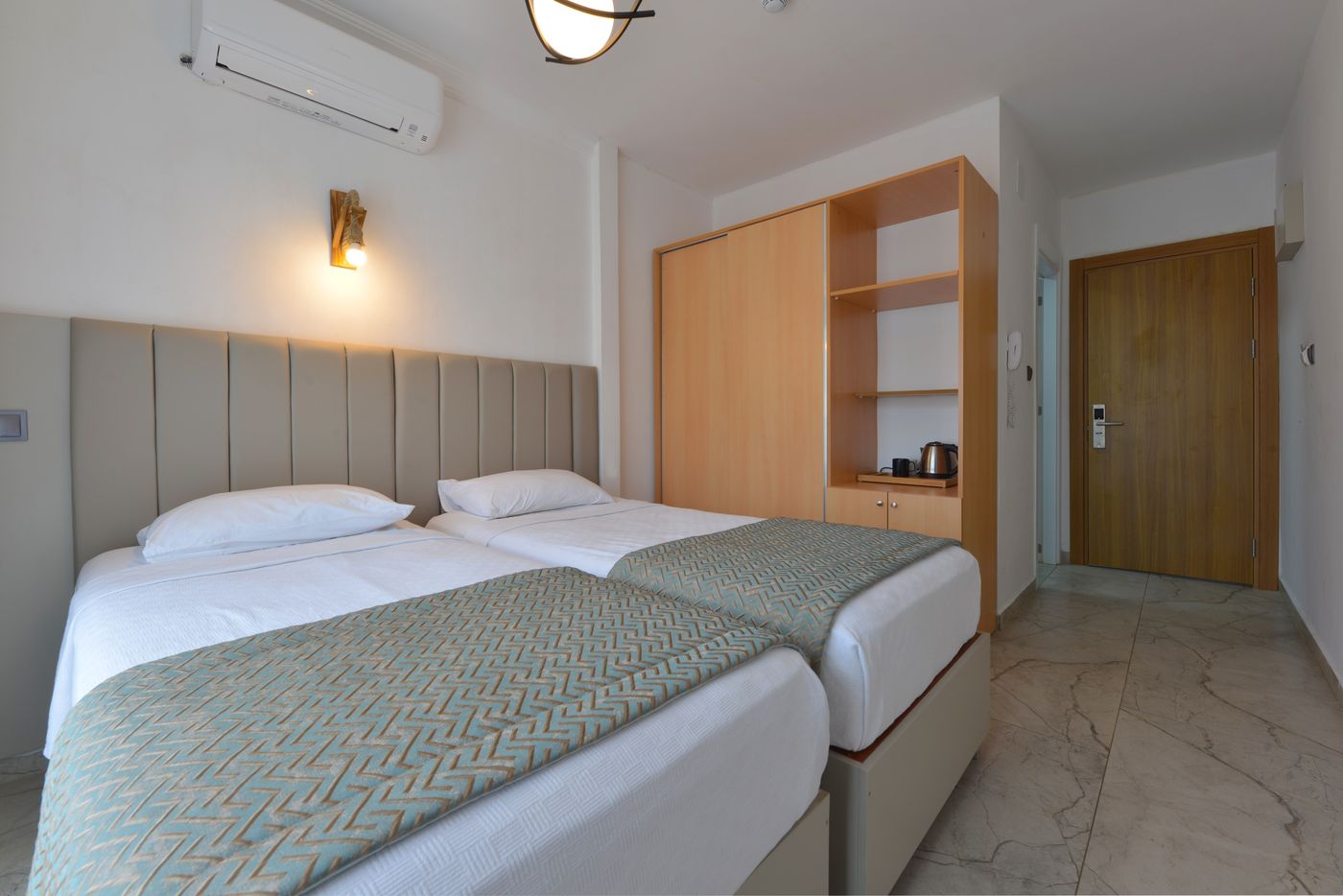 Golden-Orange-Apart-Hotel-Room-14