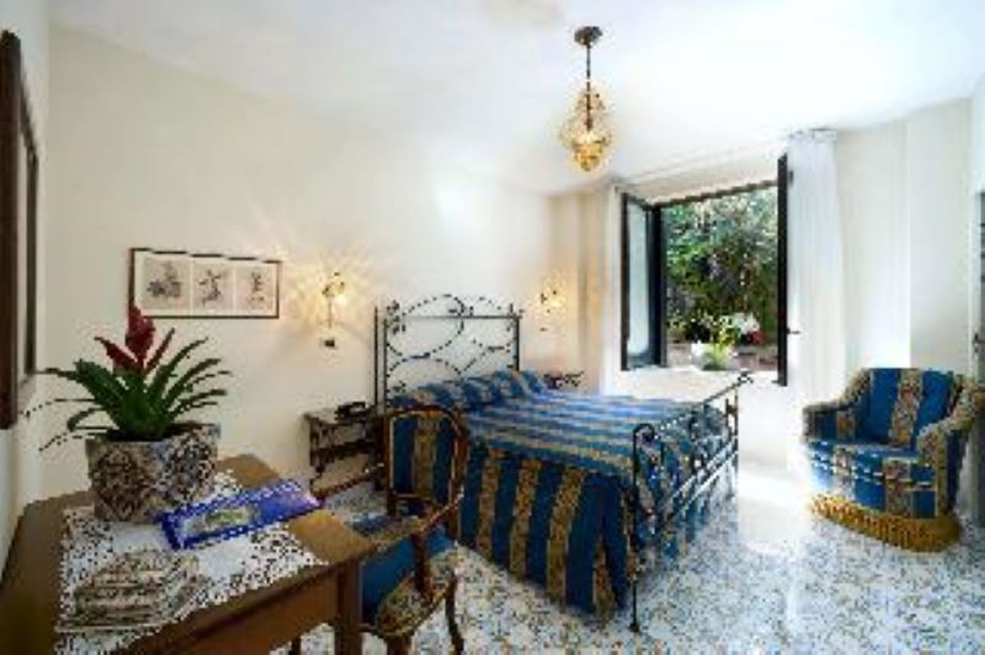 La-Tonnarella-Room-19