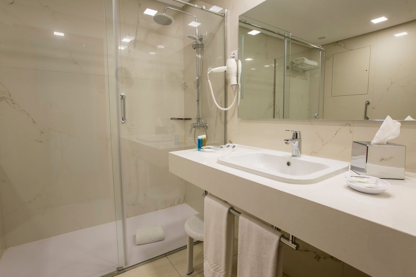 Bull Reina Isabel & Spa