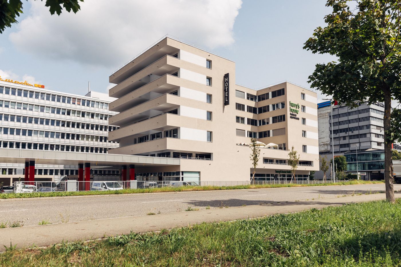 Harry's Home Zürich Limmattal-Switzerland-Spreitenbach-General view-2