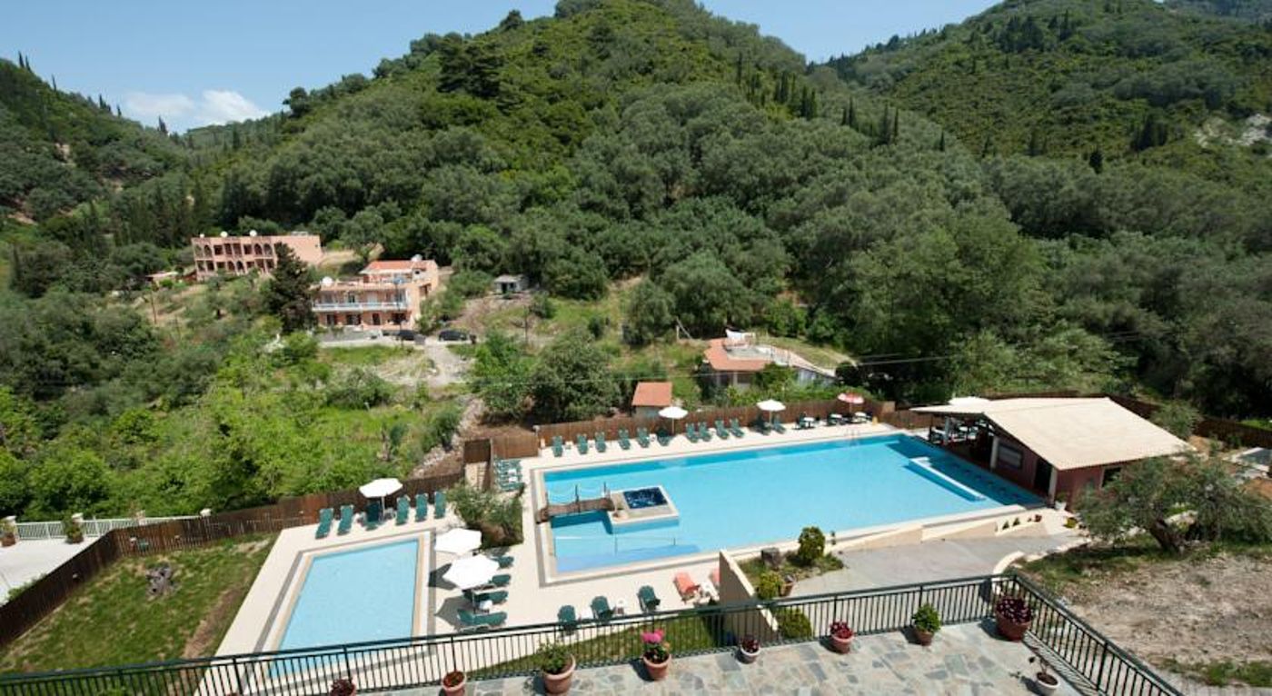 Marina Apartments & Studios