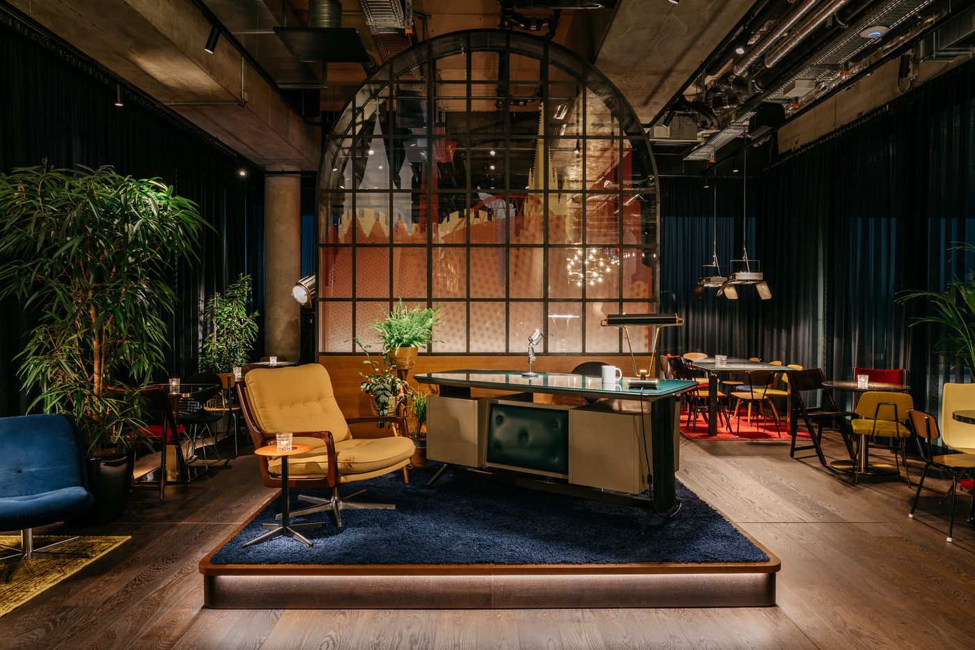 Ruby-Ella-Hotel---Bar-Lobby-10