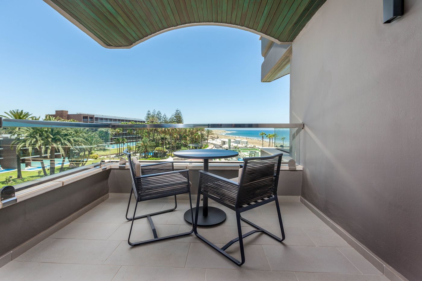 Hotel-Faro--a-Lopesan-Collection-Hotel-Room-46