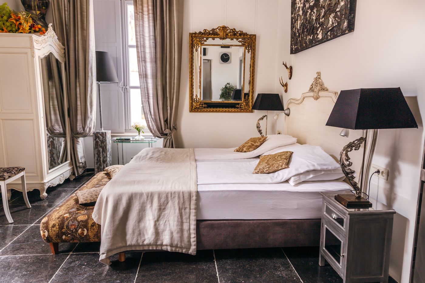 Prijeko-Palace-Room-14