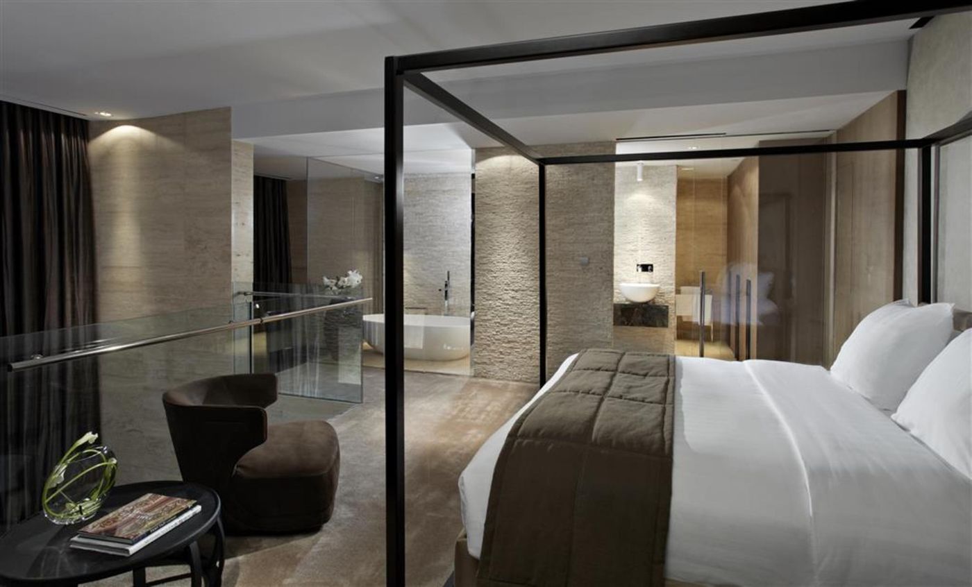 The-Canvas-Dubai--McGallery-by-Sofitel--Melia-Dubai--Room-14