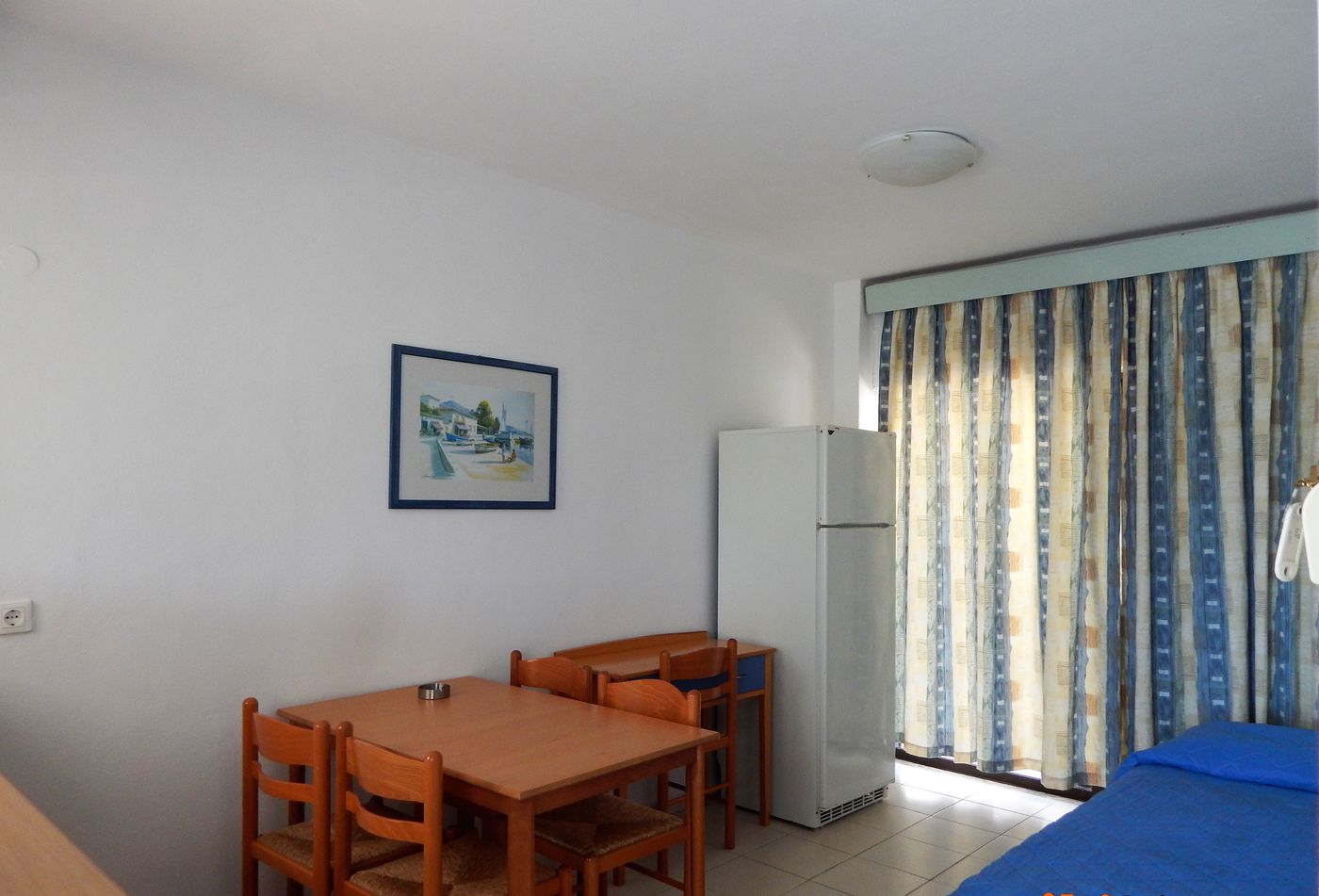 Dreams-4U-Apartments-Room-25