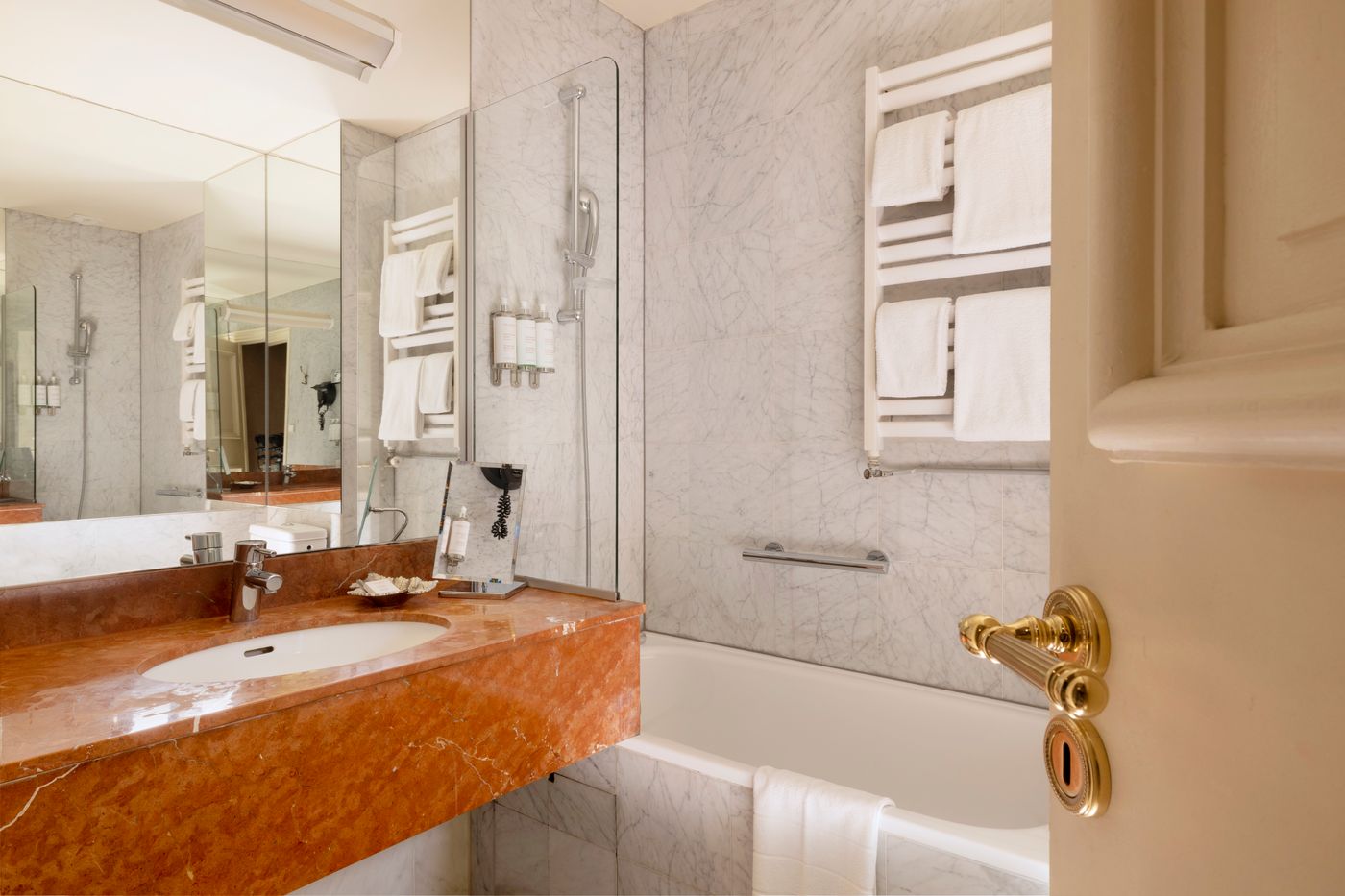 Hotel-De-Seine-Room-35