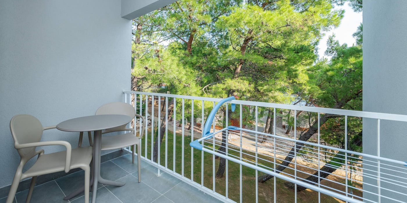 Bluesun-Holiday-Village-Alan-Room-39