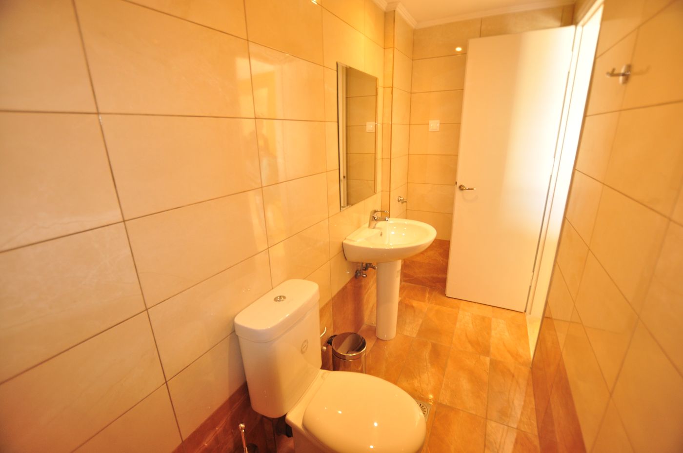 Barbayiannis-Studios-Room-17