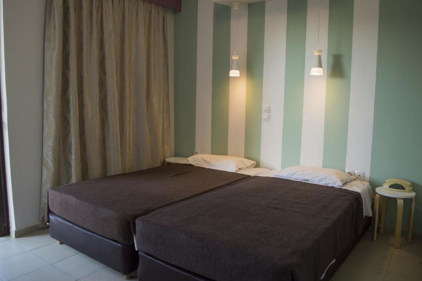 Nireas-Hotel-Room-34