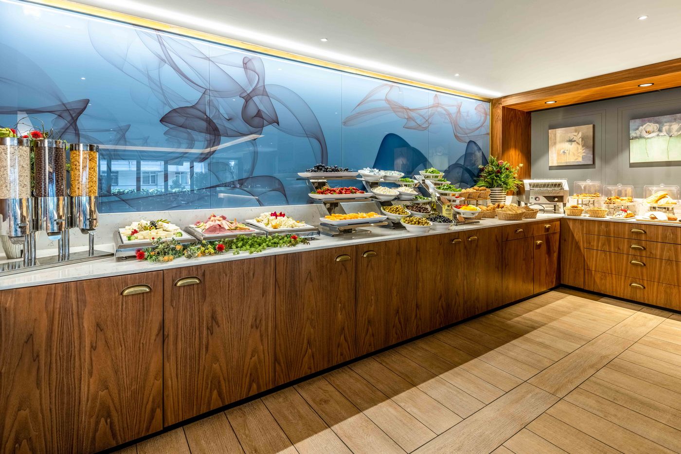 TZL-Suites-Restaurant-49