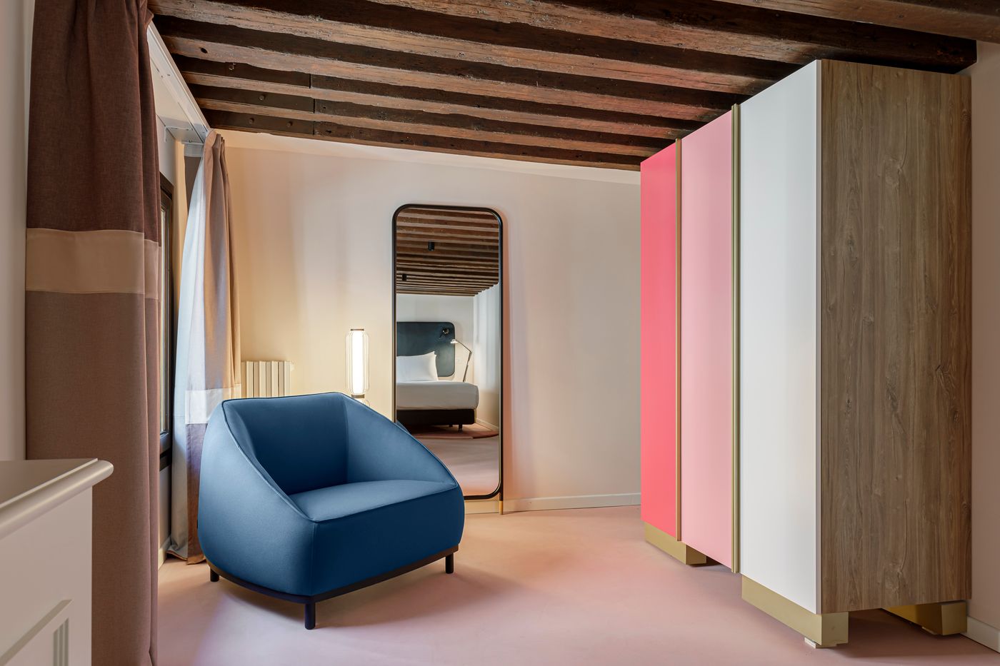 Palazzo-Dei-Fiori-By-Room-Mate-Room-57