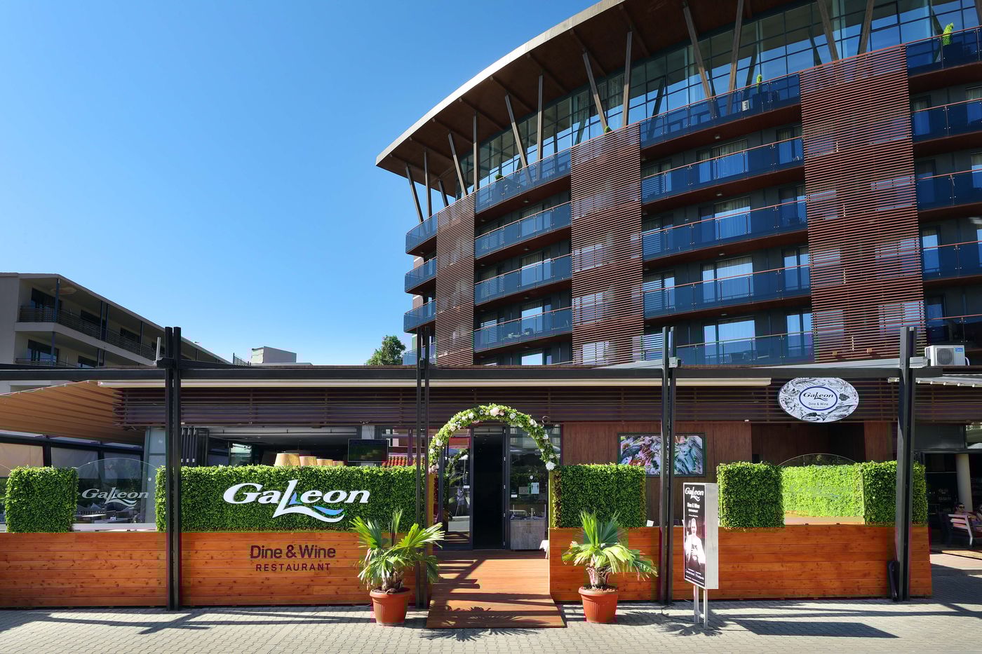 Galeon Residence and SPA