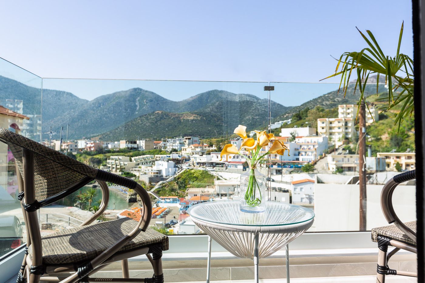 Akrogiali Luxury Aparthotel