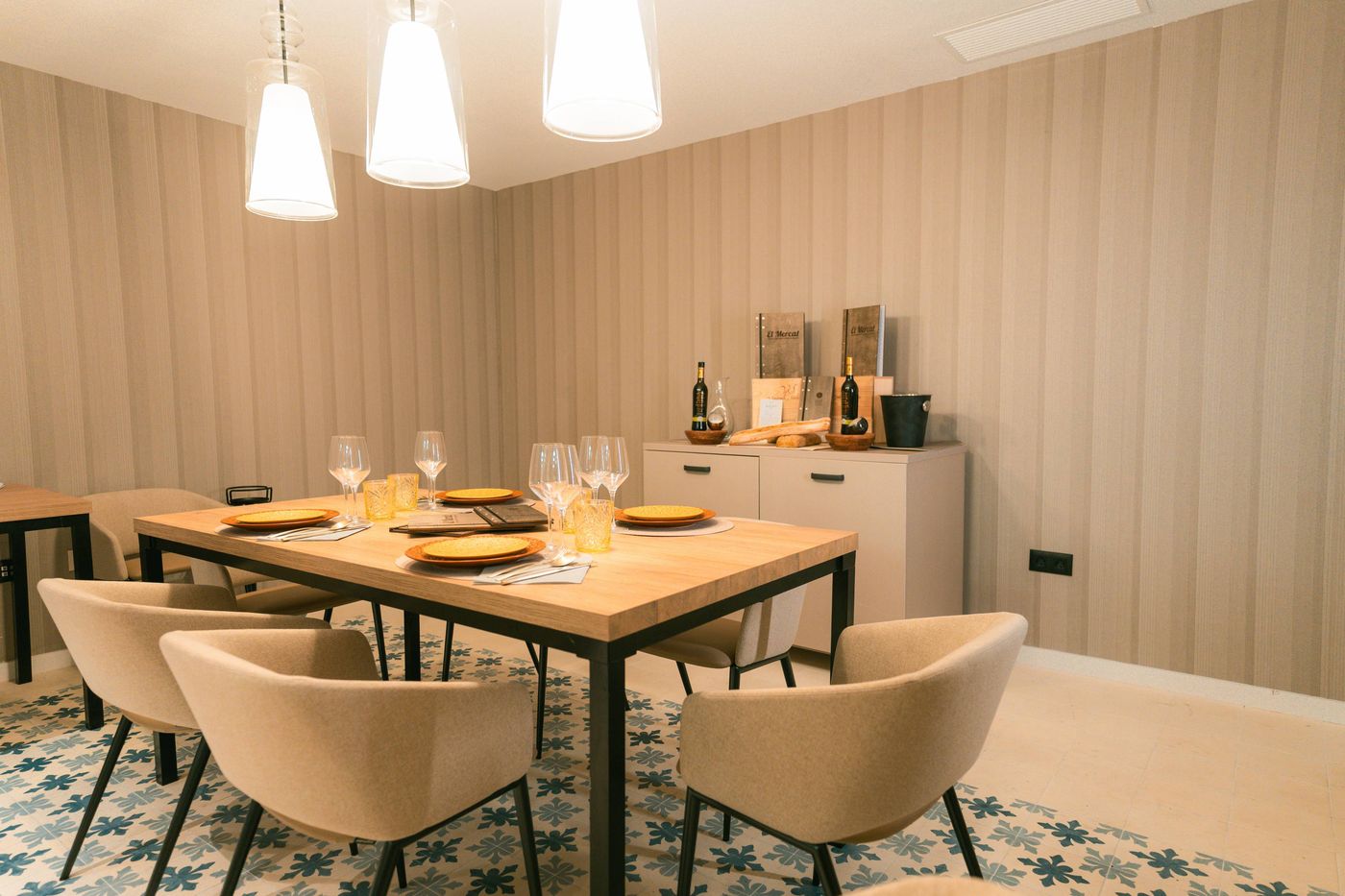 Magic-Fenicia-Restaurant-36