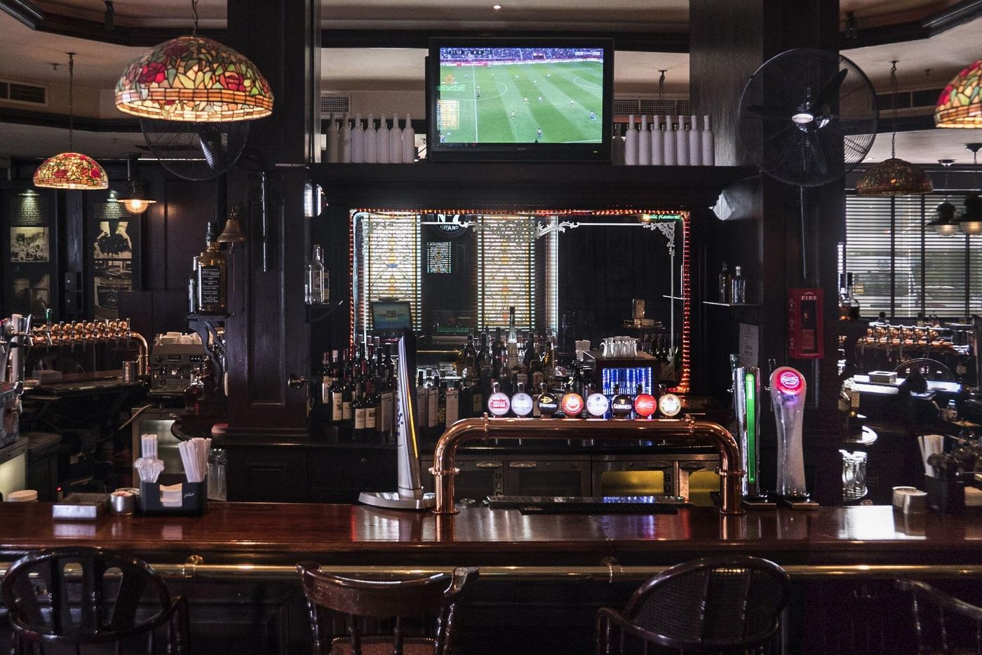 Jumeira-Rotana-Bar-59