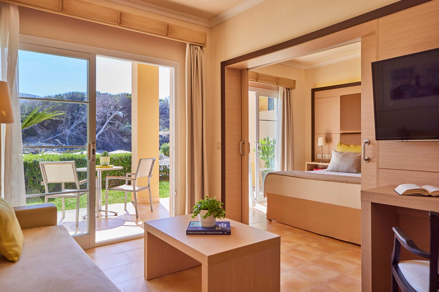 Zafiro Cala Mesquida